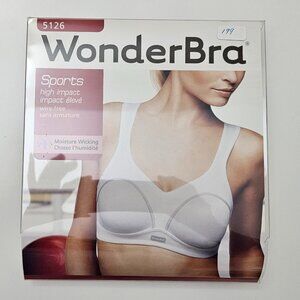 199. Wonderbra Sports bra. NWT